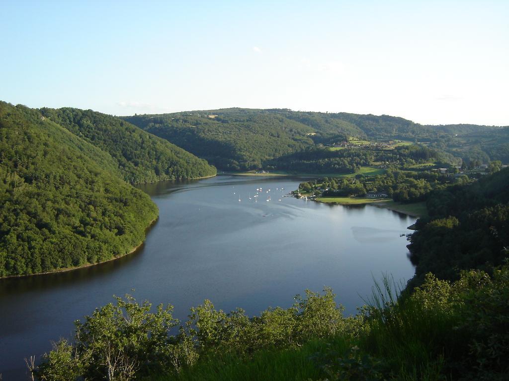 Aux 2 Puys - Gite "Le Lemptegy" Saint-Priest-des-Champs 외부 사진